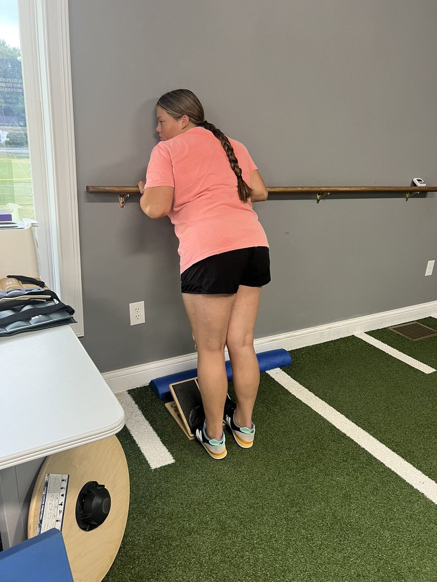 SavyMiller2025's tweet photo. Week 2 on my road back! 🥎 

I finally got all the way around on the bike! 

Orthopedic Post-Op follow up appointment! I got my stitches removed and was told hopefully 3-4 more weeks of PT! 

@KySluggers16U 

#meniscustear
#discoidmeniscus
#smallsetbackmajorcomeback https://t.co/AOnKIFJhJ6