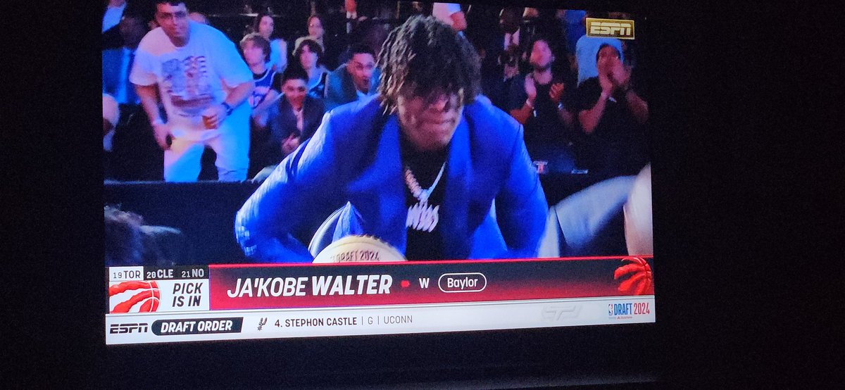MHSLionsHoops's tweet photo. To say we are proud is an understatement!💛💛💛 @JaKobeWalter1 was always a professional in the way he handled everything in his life and now he's a pro with @Raptors‼️ All love and blessings for Wubbs and his family. Great things happen for great people! Once a Lion always a 🦁 https://t.co/mDRsYEEn5Q