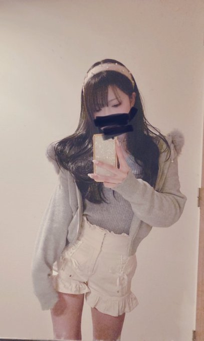 めっちゃ季節はずれ写真だけど最近暑すぎだからはやく秋なってだいすきな秋服着たい🍂😞まだ6月だけどまちどおしい