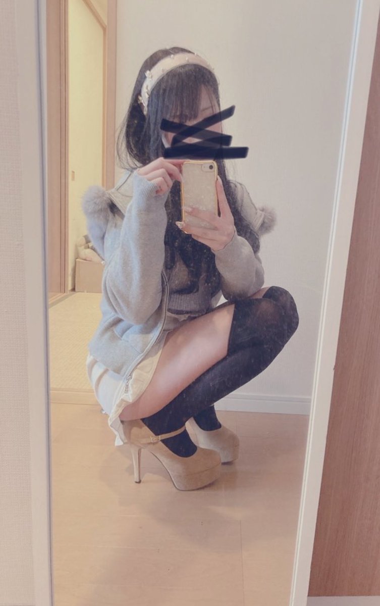 めっちゃ季節はずれ写真だけど最近暑すぎだからはやく秋なってだいすきな秋服着たい🍂😞まだ6月だけどまちどおしい