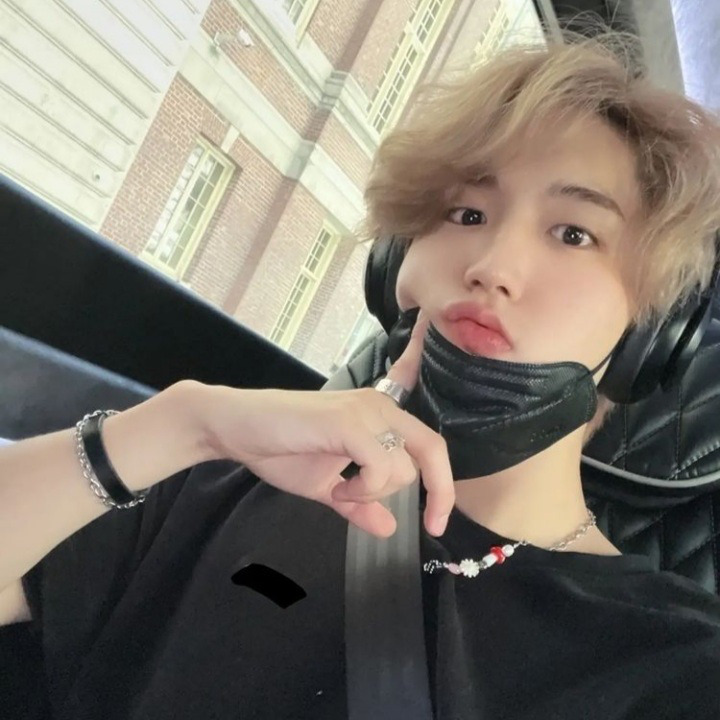 ꪆৎ 𝆬 ˖ Hanni tweet media