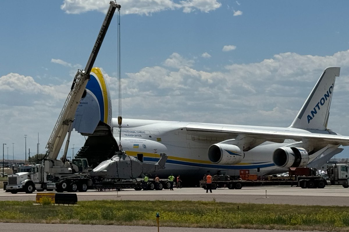 DENAirport's tweet photo. RARE VISITOR ALERT! 🚨 We were treated yesterday to the arrival of this Antonov 124-100. 

One of the largest aircraft in the world, it's specifically designed for carrying heavy or bulky loads - in this case, a helicopter. #AvGeek https://t.co/lzTcfe609b