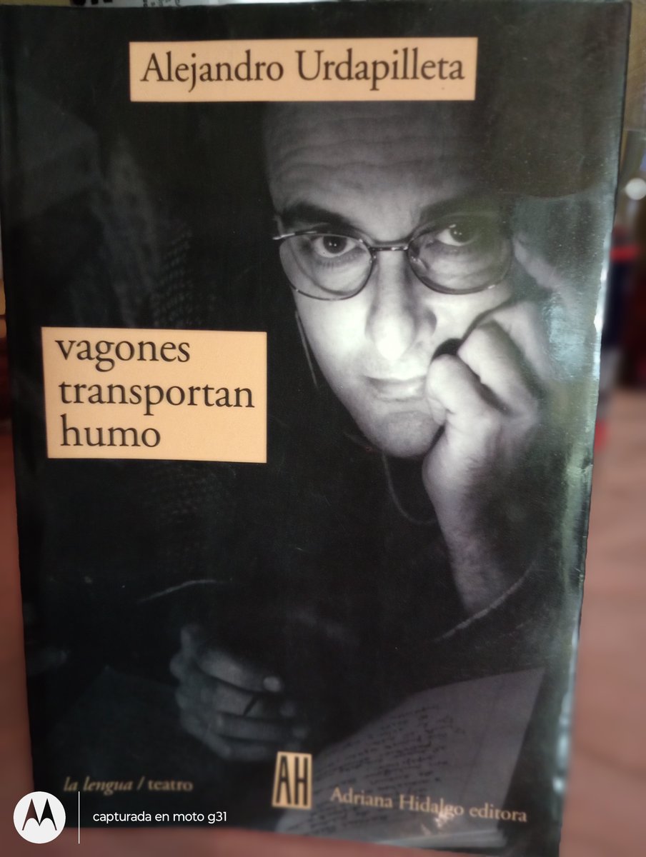 El sábado 22 de junio se estrenó en el Centro Cultural Rojas, la obra “Los ojos de Alejandro”, obra de Facundo Zilberberg dirigida por Gabriel Wolf, inspirada en el libro Vagones transportan humo de Alejandro Urdapilleta.
revistaarchivosdelsur.blogspot.com/2024/06/el-sab…
#Teatro <a href="/elrojasuba/">ElRojas</a>