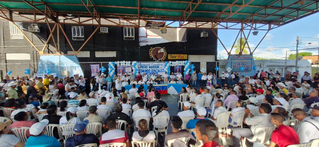 Con la victoria del #28Julio, acortaremos los kilómetros que nos separan, seremos libres, y tendremos país para salir adelante. Por ese triunfo estamos trabajando muy duro, hoy desde San Fernando de #Apure, recorriendo Venezuela para organizarnos y llevar el mensaje de cambio con