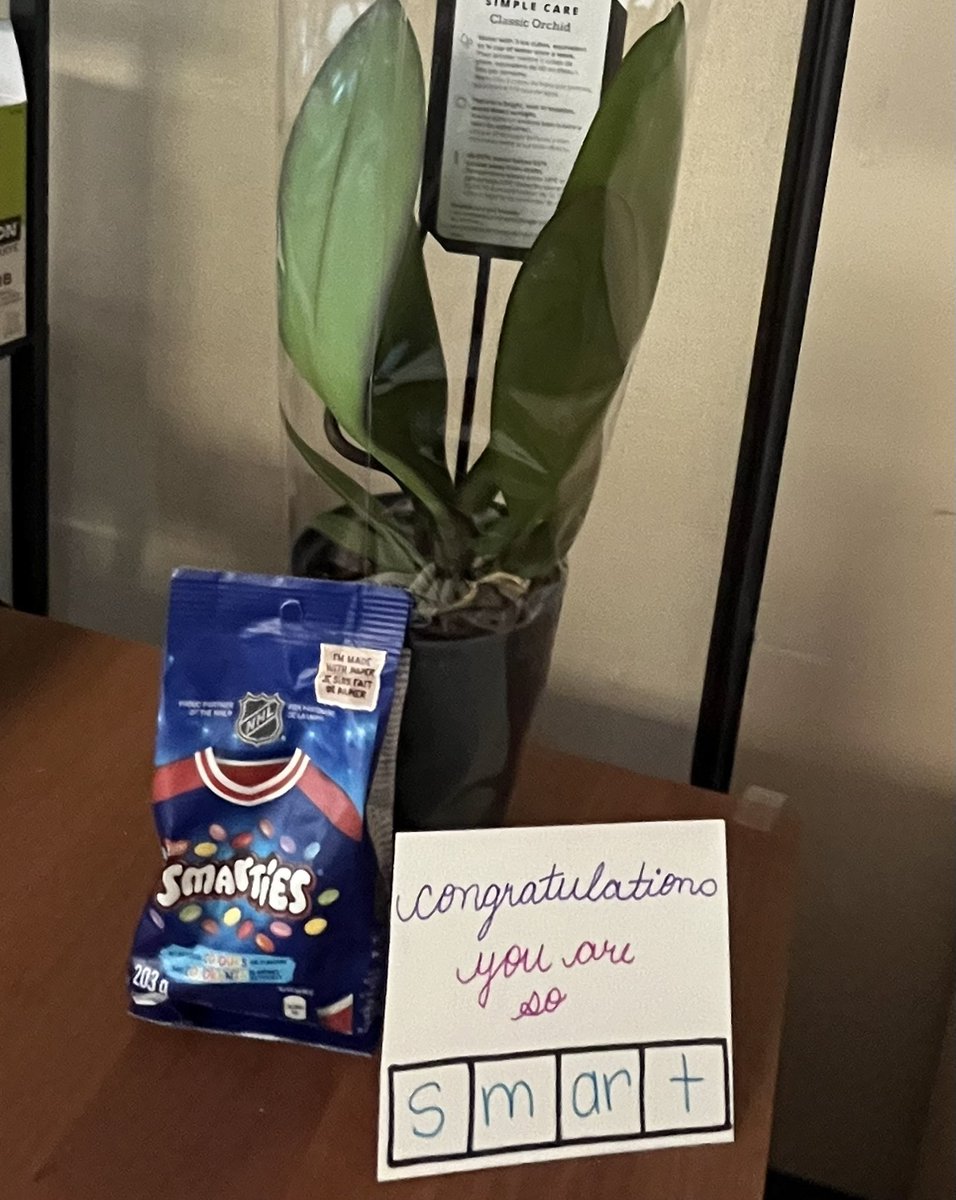 Laurie Arcuri tweet media