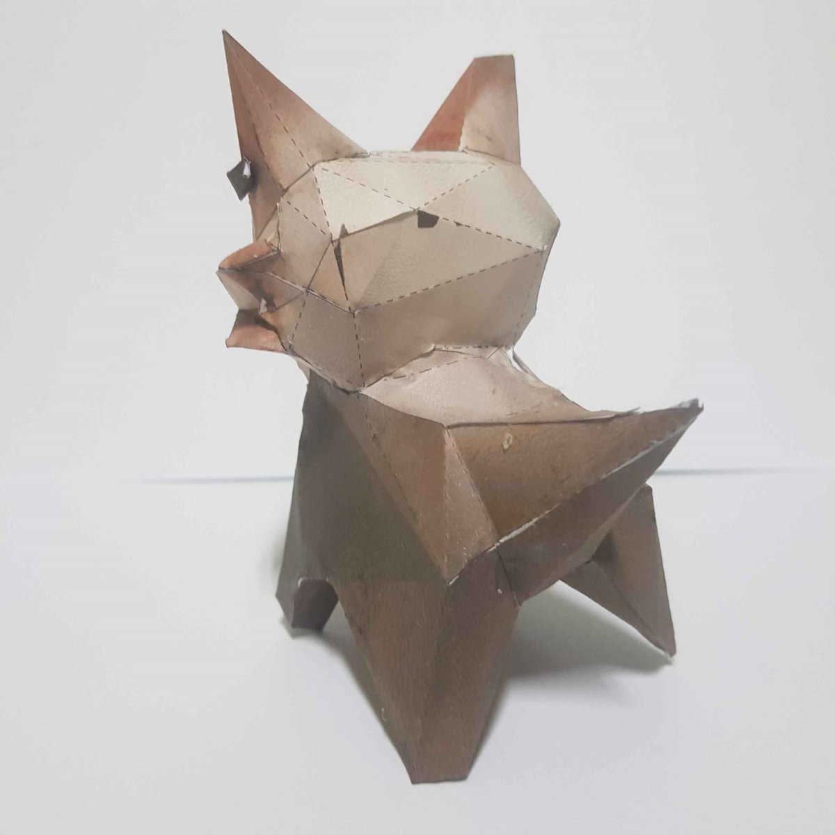 BorkoBlanko's tweet photo. CAR! #garn47 #papercraft https://t.co/I5RB8hLT1f