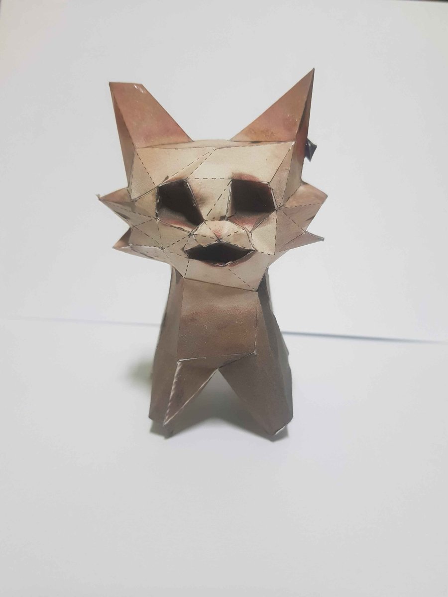 BorkoBlanko's tweet photo. CAR! #garn47 #papercraft https://t.co/I5RB8hLT1f