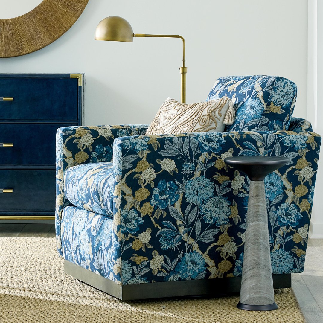 Make a statement ✨
Create a fresh focal point in your living space with one of Bassett’s accent chairs. Shop the Fourth of July Sale and save 30% on select accent seating. bit.ly/4c9alTc
#accentchair #livingroom #homeinspo #homeinterior