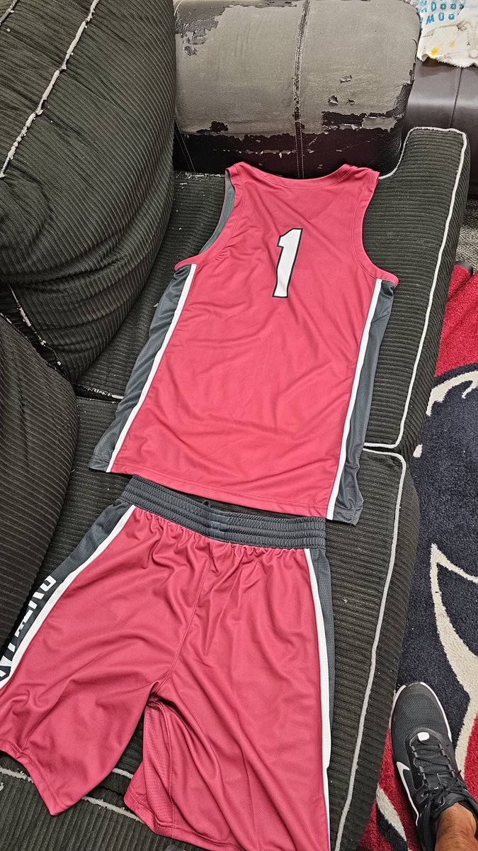 forest_carolina's tweet photo. Thank you @FEveritte16 and @BSNSPORTS_SC for help with the new uniform design. We can't wait to hoop in these! #Nike #Jumpman #SwooshLife https://t.co/QYWf5XLnEz