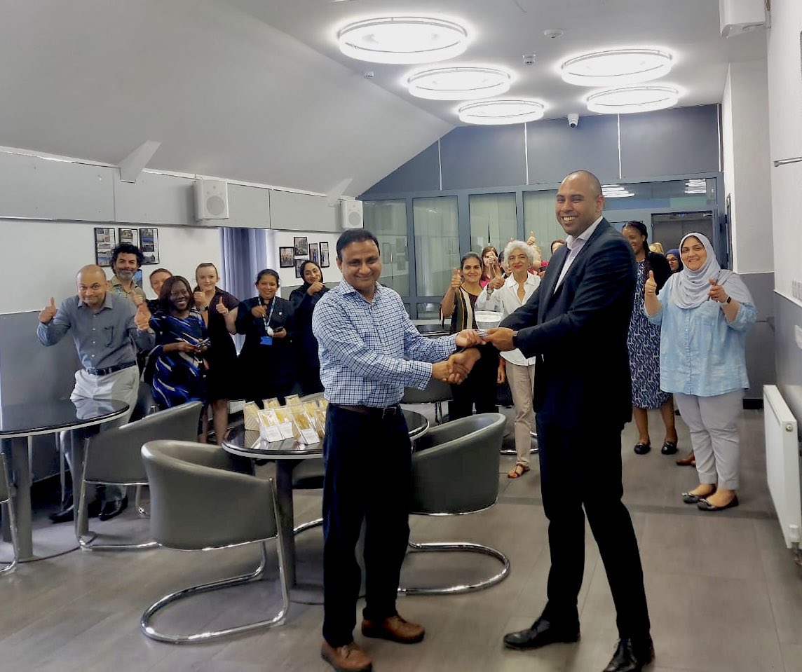 azharch92's tweet photo. Thankful to the @ThistlemoorMC team for celebrating my '@rcgp  GP Educator 2024' national award. Thank you to all the staff for their messages and appreciation.🙏

#InspireAwards2024 https://t.co/TjOJT0oZWS
