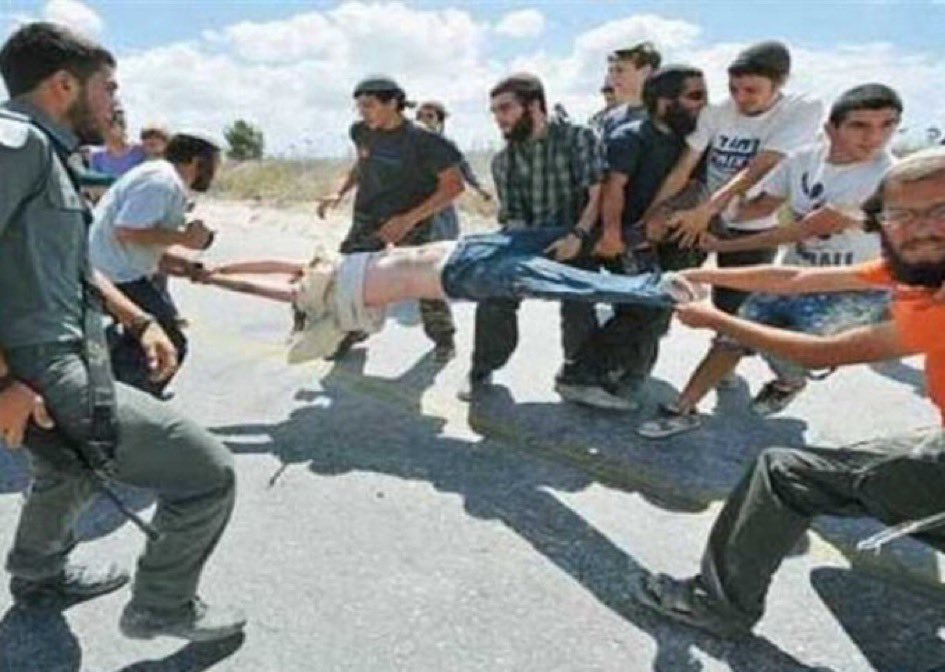 aysardm's tweet photo. 🔁🔁🔁🔁264
🔴🔴🔴🔴🛎️
دعوا هذه الصورة تلف العالم …

These cannot be human beings. Look at the settlers in Palestine. What are they doing to a Palestinian child?

هؤلاء لا يمكن أن يكونوا بشراً. أنظر إلى المستوطنين في فلسطين. ماذا يفعلون بالطفل الفلسطيني؟ https://t.co/DPudIIENMQ