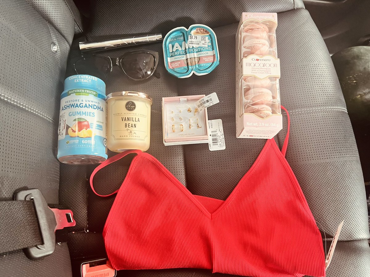 rubyesterbai's tweet image. meh #kleptotwt #cleptotwt #lifttwt