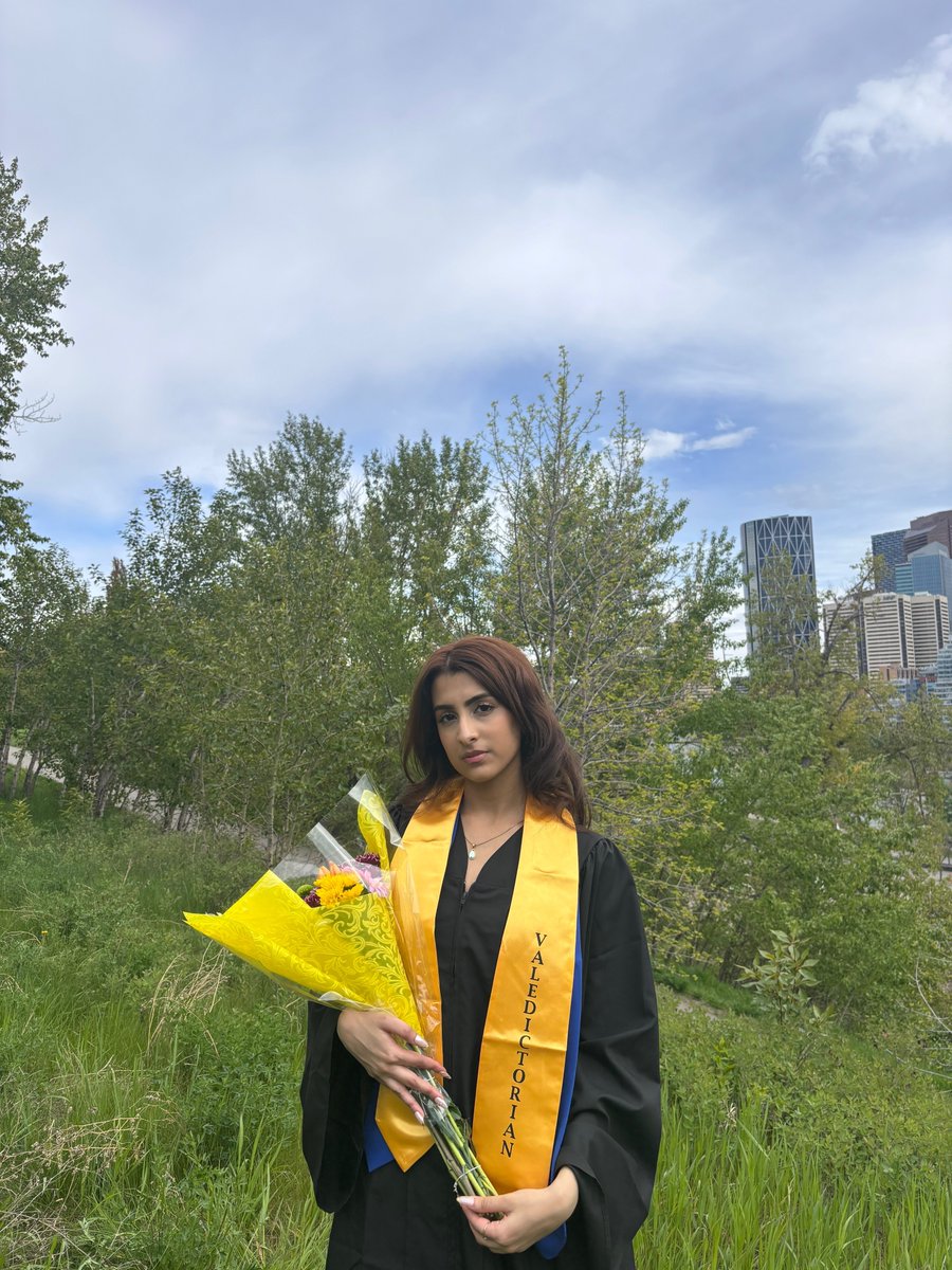 cbelearn's tweet image. A huge congratulations to Rumeza Fatima, our @cbelearn Valedictorian, for being selected to receive the prestigious @SchulichLeaders scholarship. We wish you the best as you move on to university! #wearecbe #2024schulichleaders #STEM