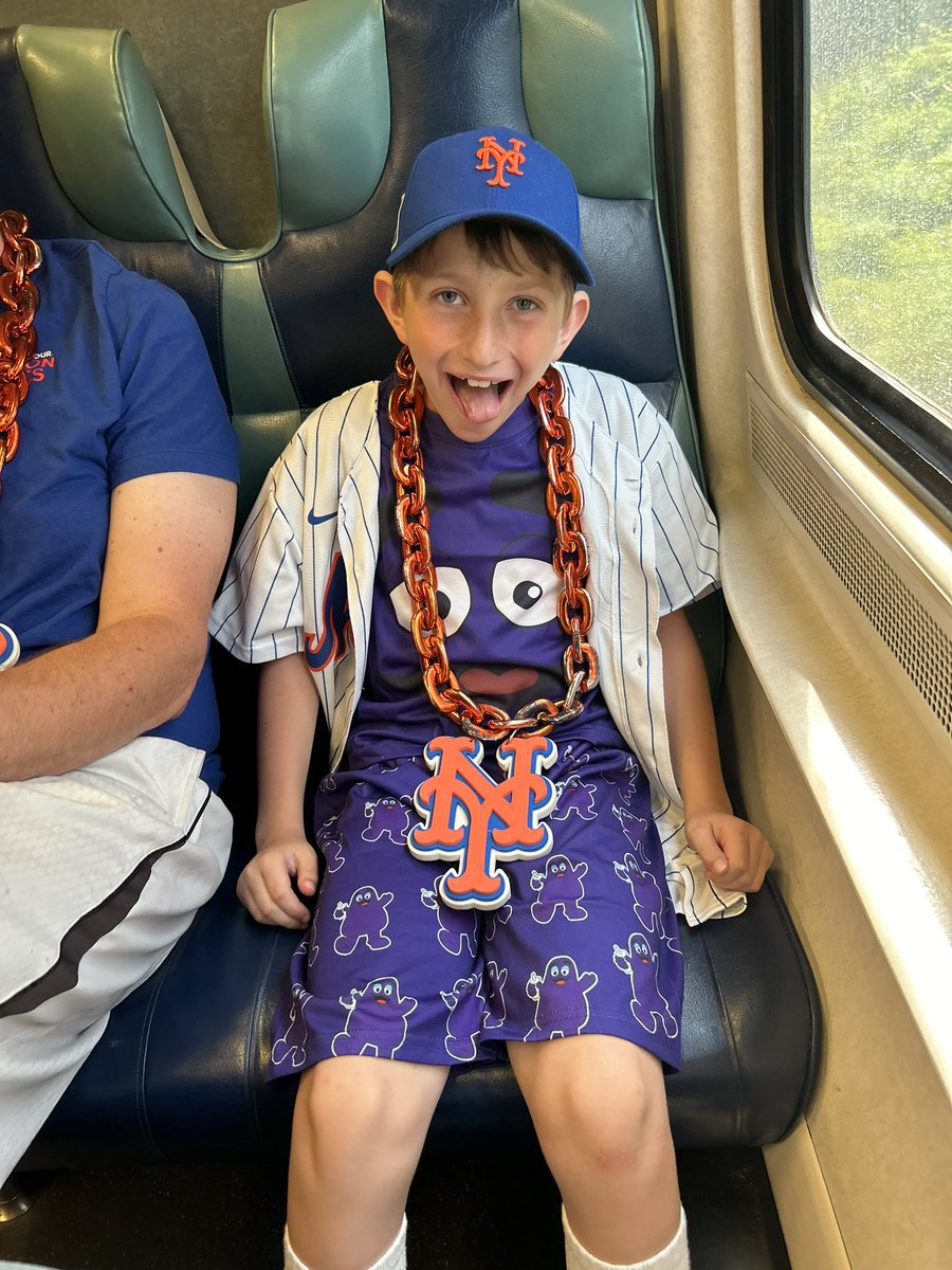 charkerp's tweet image. Grimace for sure! #metspregame