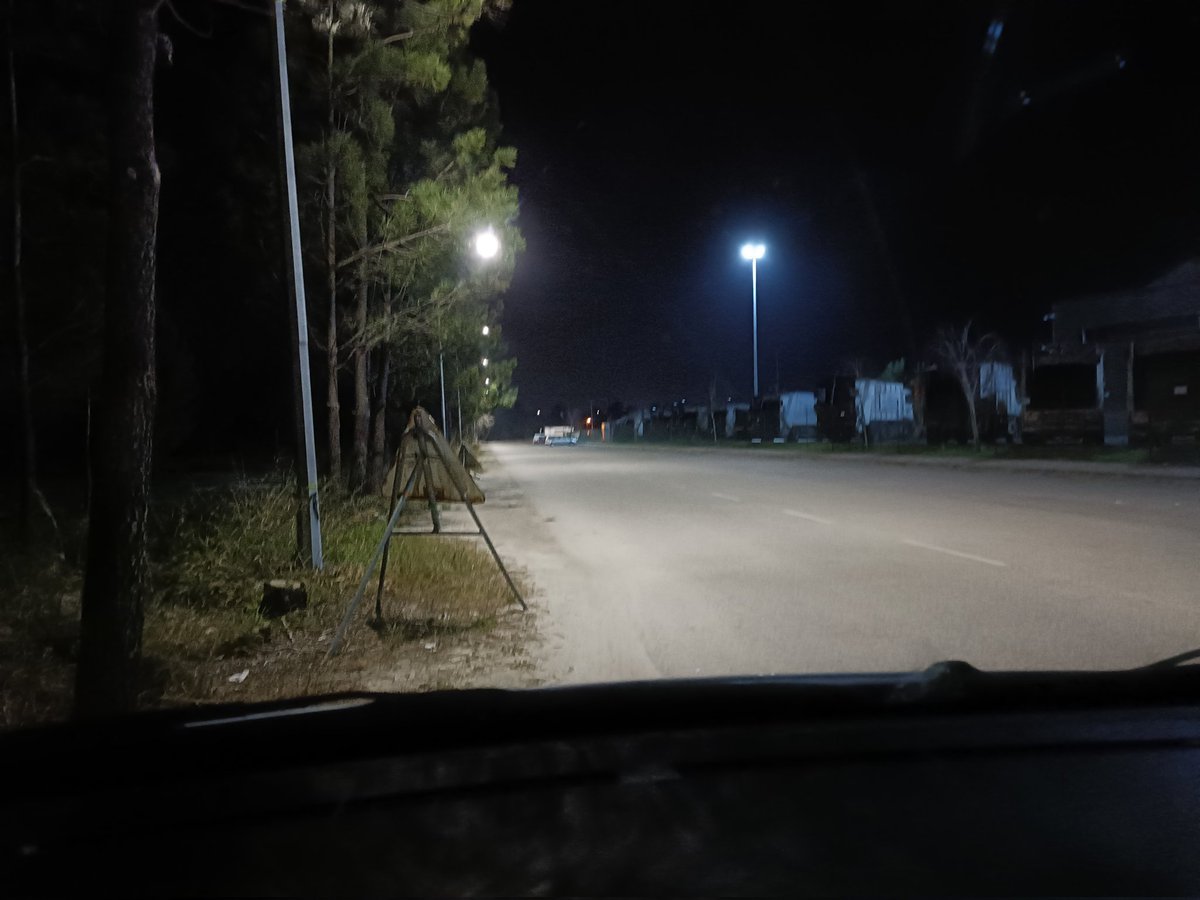 crosssisybruni's tweet photo. Noite tranquila 
A espera de Macho https://t.co/4LPF21toZD