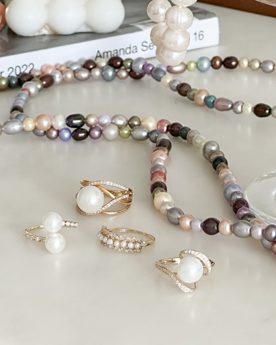 EFFYJewelry's tweet photo. From classic strands to modern designs, discover the timeless beauty of pearls that never goes out of style. 🌊💎 https://t.co/a1VTq18Wkh #effyjewelry https://t.co/EhP51KxKB3