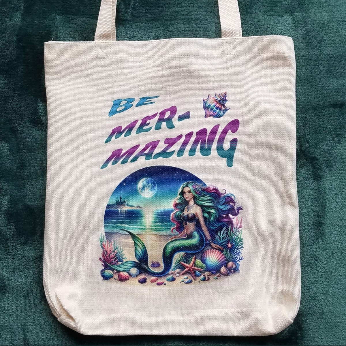 🥳 HELLOOOO Bootiful Mermaids!!😍
Mama finished da first two NEW Summer Tote Bags!
➡️What yoo fink pals?🏖️
"Be MerMazing" WON my Survey wif "Mermaid Dreams" in 2nd, so Mama made bof!
In Store NOW!🥳 *Link in Profile
RETWEET🏖️❤️🐶
#dogsoftwitter #ZSHQ 
#CatsofTwitter #Hedgewatch