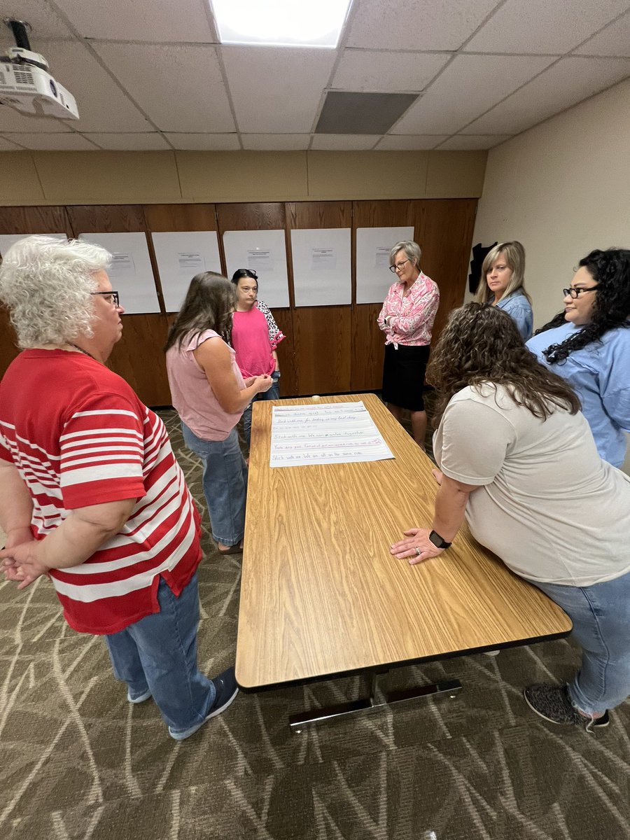 📓Tenille Shade✏️☮️ tweet media