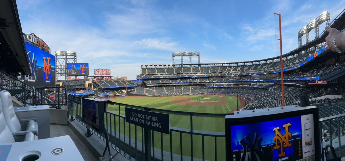 Best way to kick off summer- a Subway Series game! Play ball! <a href="/CitiField/">Citi Field</a>