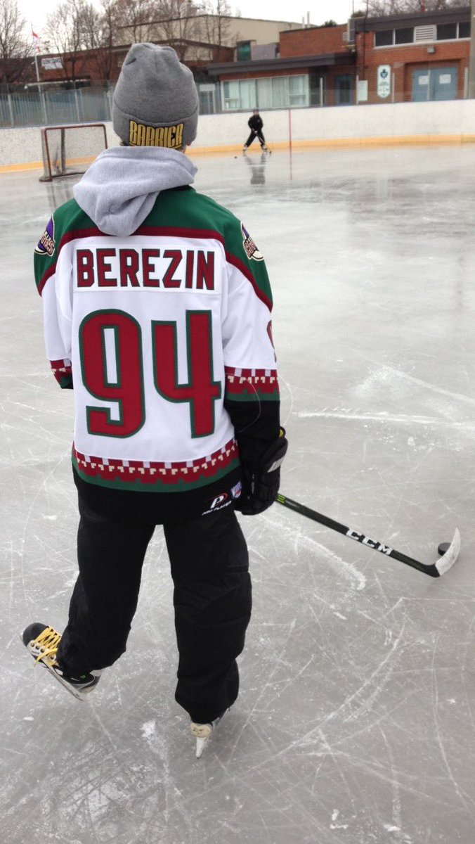 Tyler Madarasz™ tweet media