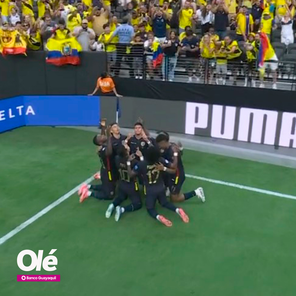 ⚽️🇪🇨 ¡GOL DE LA TRI! ¡GOL DE KENDRY!

De penal, la Joya puso el 2-0 contra Jamaica.