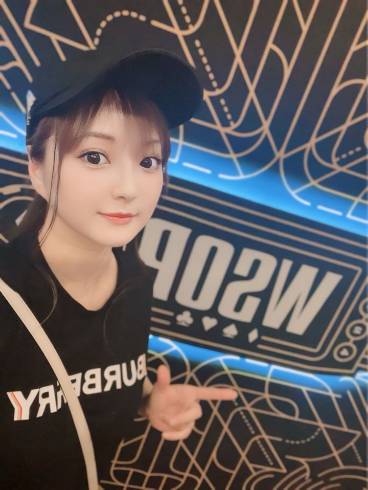 sayokichi_poker's tweet image. 今日もディープスタック♠️
フリップ3回中2回負けてるが、
まだギリ生きてる笑👻 #WSOP
Let me win🥺 #deepstack #gamble
