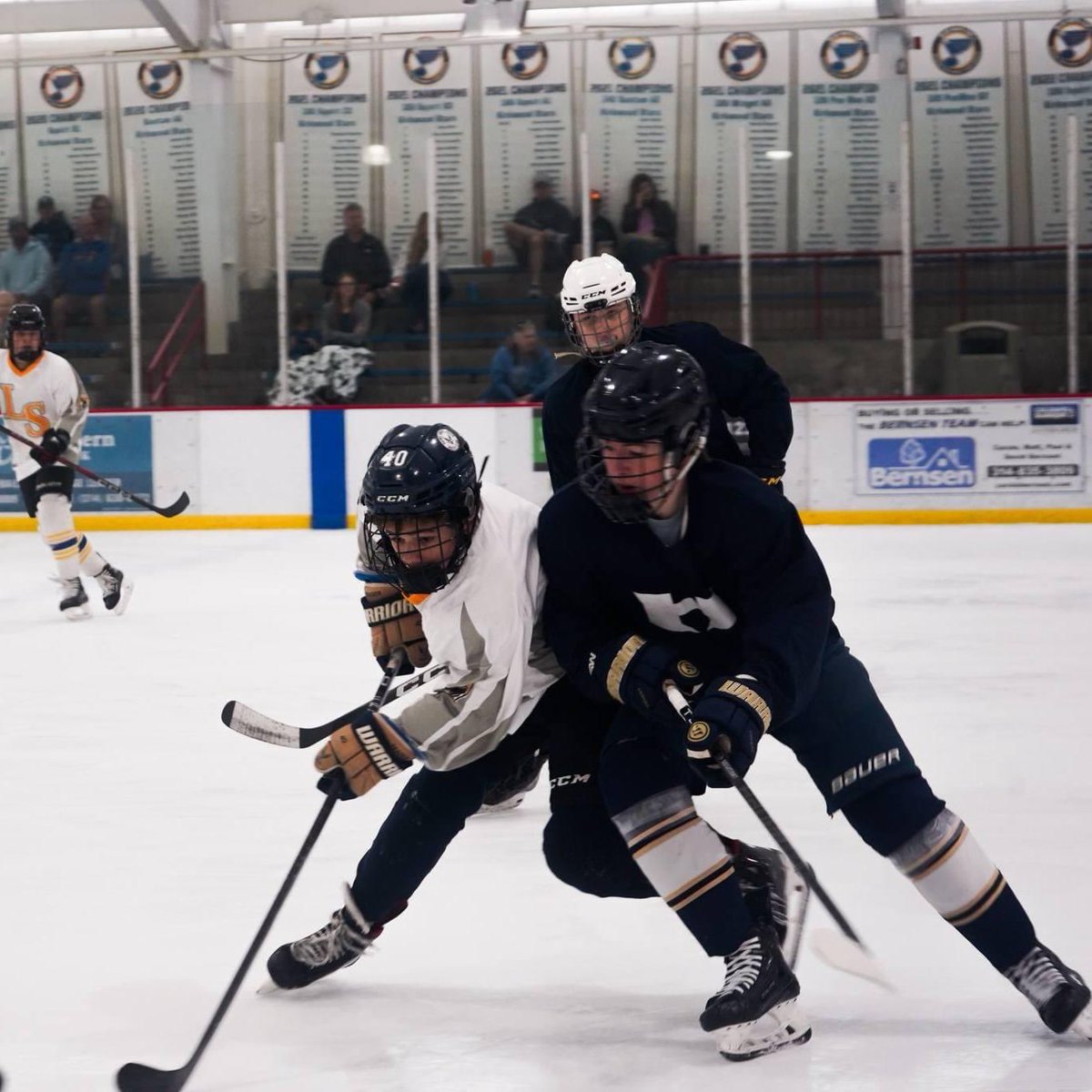LHSSSTL's tweet photo. The LuSo hockey team wrapped up its season last week! The team is hosting a Prospect Camp this weekend at the Meramec Shark Tank, and it's not too late to sign up! Any 1st-12th grader with skating experience can join. 
Register now >> https://t.co/Q1IO8aK3tu https://t.co/ujOk6lL4k5