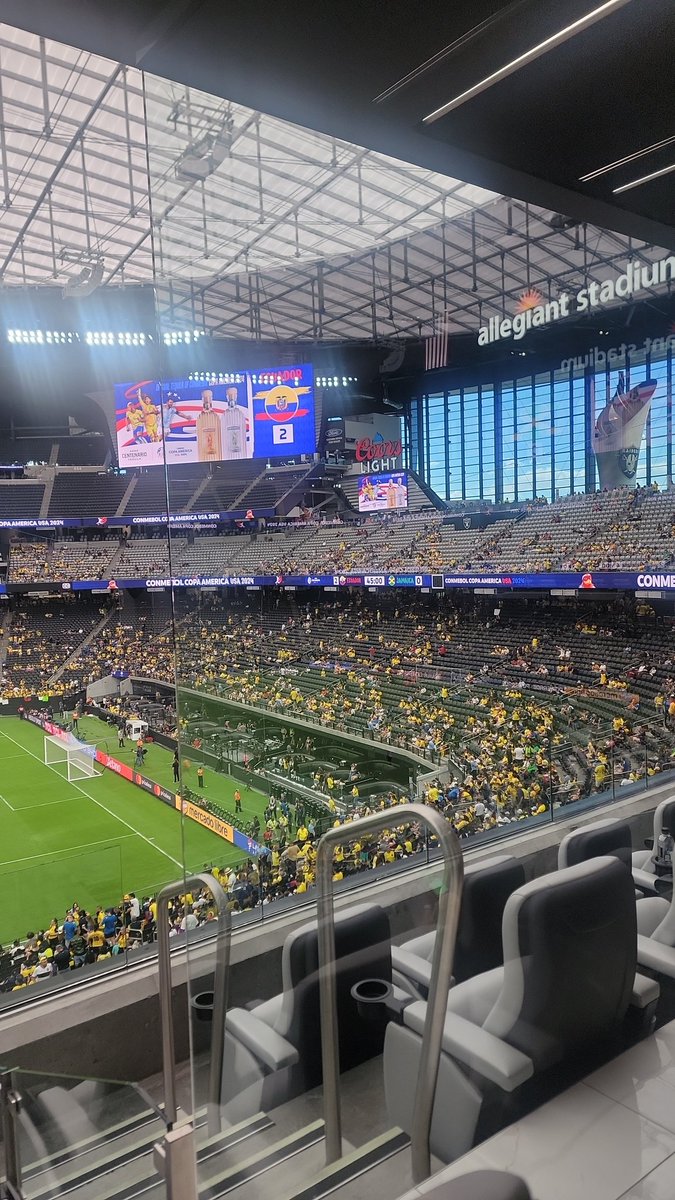 #soccer #Jamaica vs #Ecuador great view from the suite #allgiantstadium #free tickets and free food good times #sportsbet #GamblingsTwitter #money plays #sportsbettingadvice