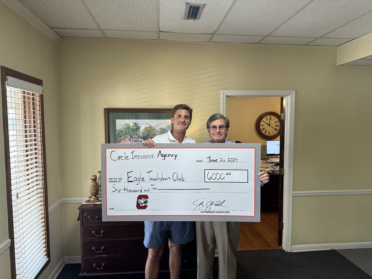 CarrollOzark's tweet photo. 🚨Special Things Are Happening In Ozark, Alabama!🚨

Special Thanks To Mr. Sammy Judah And Circle Insurance Agency For Their Continued Support Of Our Program!

With The Support Of The City Of Ozark, We Are Able To Provide Our Players With The Best Possible Experience!

#FlyWithUs https://t.co/TF15Bjgymz