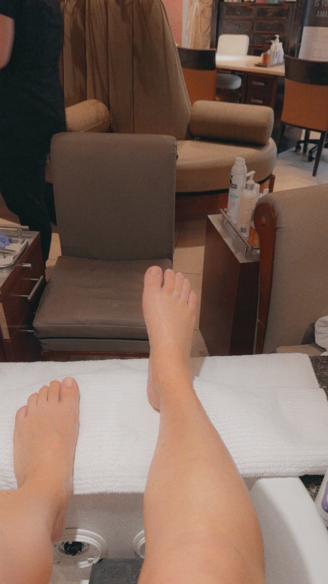 SmileyYYC's tweet photo. Some spa time is good for the soul 🥰
#Summer #SpaRitual #Pedicure #MoreSambaPlease #calgary 👣 https://t.co/czv8vFTfOH