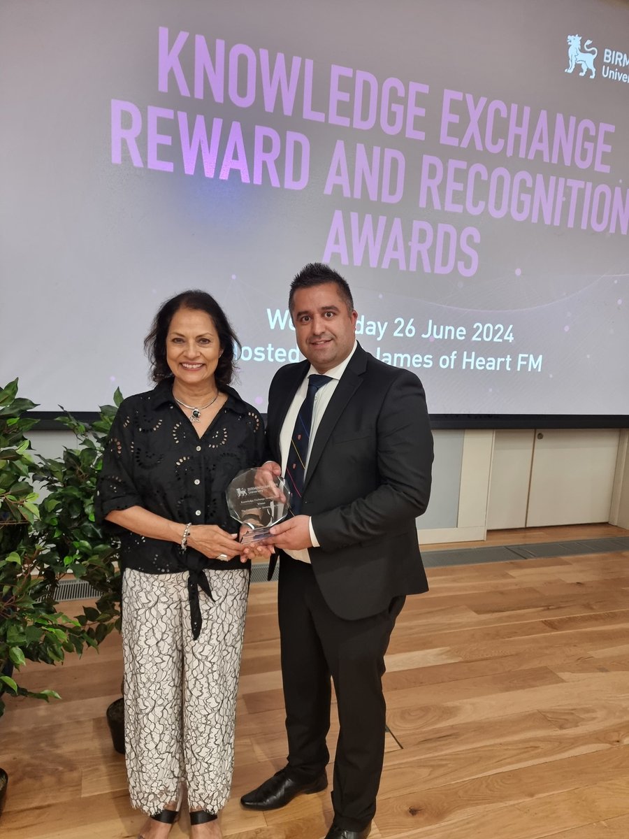 iffykhawaja's tweet image. Truly humbled to have won the &apos;University for Birmingham&apos; award for the Ramadan Guidance project. Thanks to all partners for your support, and for your valued contribution to this guidance.

@afPE_PE @MuslimCouncil @YouthSportTrust @cimspa @MyBCU #KEAwards #KnowledgeExchange