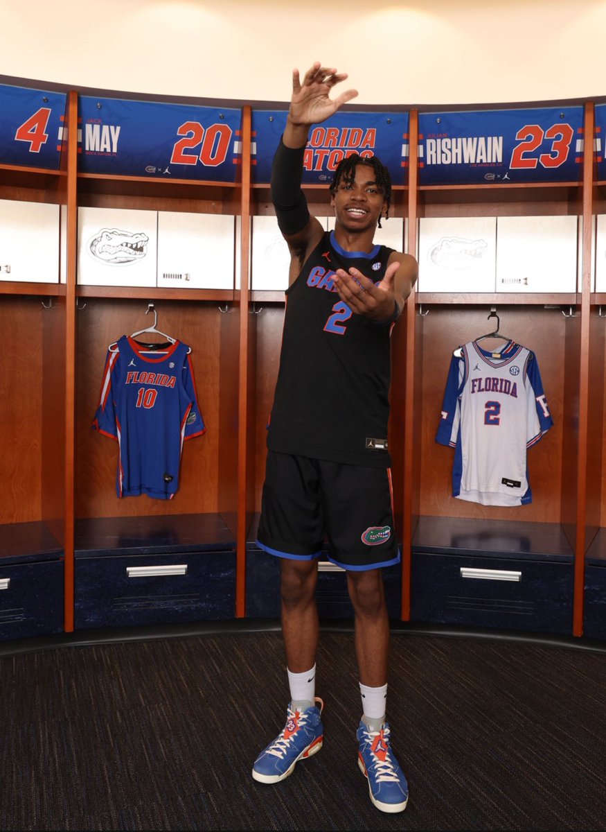 JordanBender_2's tweet photo. Thanks to @CoachToddGolden and @Coach_KAM For having me on the Gators campus today.. 🐊🐊🐊🐊🏀 https://t.co/GrCce2ceKs