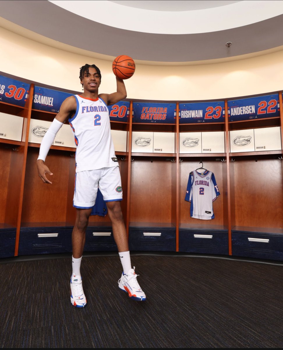 JordanBender_2's tweet photo. Thanks to @CoachToddGolden and @Coach_KAM For having me on the Gators campus today.. 🐊🐊🐊🐊🏀 https://t.co/GrCce2ceKs