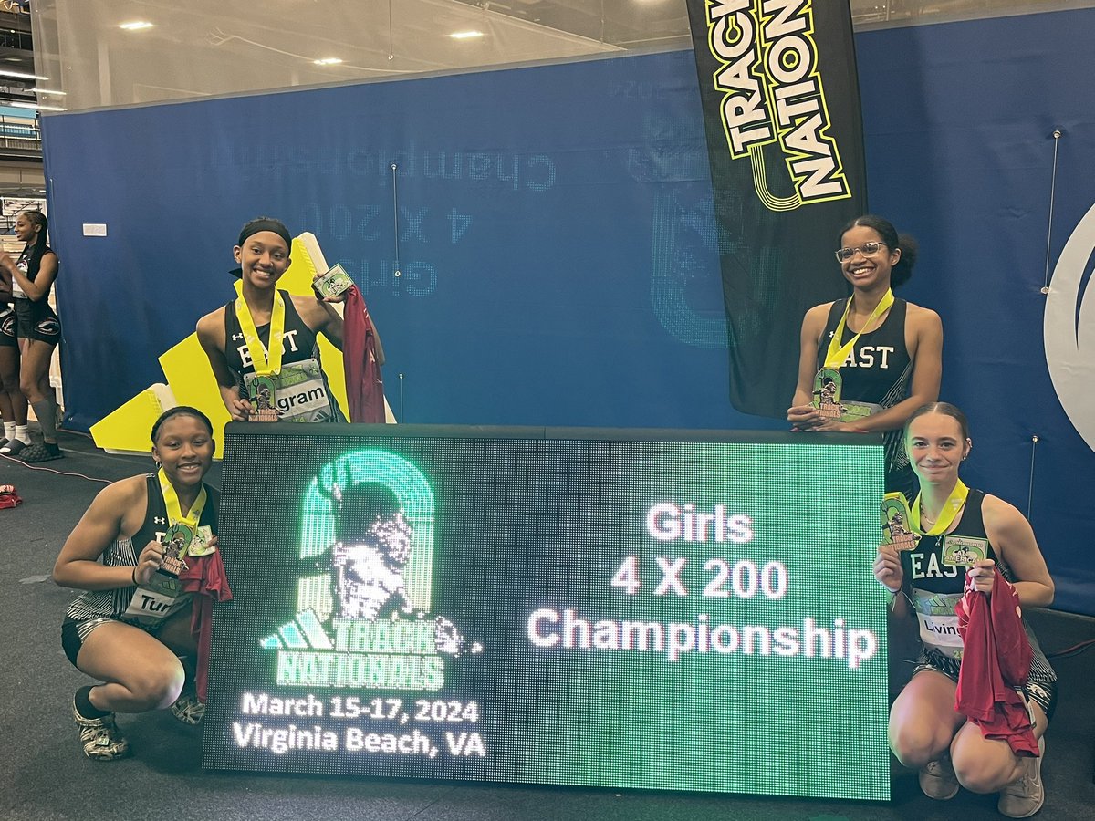 madss_2025's tweet photo. indoor adidas nationals!! finished 5th in the girls high school 4x200 relay championship and got the all-american status!! broke the school record twice and ran a 1:42.08 as our placing time. GO EAST!! 🤍🖤🐾 https://t.co/nyP8gKKXHV