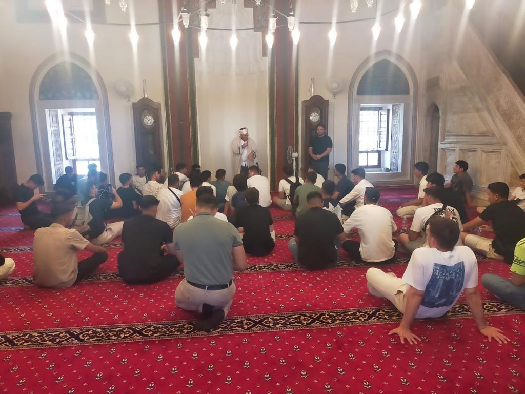 Hatay, Zonguldak, Bolu,  Düzce, Tunceli ve Bingöl'den gelen Gençleri Şehzadeler Gençlik Koordinatörlüğü olarak misafir ettik. Manisa'nın tarihi mekanları Mevlevî Hane, Ağlayan Kaya, Sifâhâne, Tarihi Fetih Mescidi, Sultan ve Muradiye Camileri gezildi.