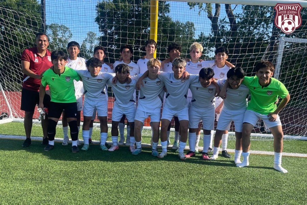 MunaySoccer's tweet photo. Congratulations to our Munay B2008 
 team on another great season. We are so proud of all your growth and development ⚽️🔥 Thank you Coach @profejhonny90 for your guidance and leadership!

❤️Love the game. Develop your skills.⚽️

PLAY. HAVE FUN. DEVELOP https://t.co/xw5vySSh5Z