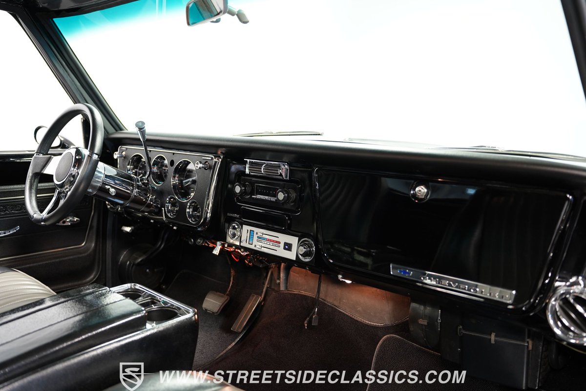 This 1972 #Chevrolet #C10 #Restomod features a 454 #V8 paired with a 4-speed automatic transmission. See more of this truck here: streetsideclassics.com/vehicles/8762-…