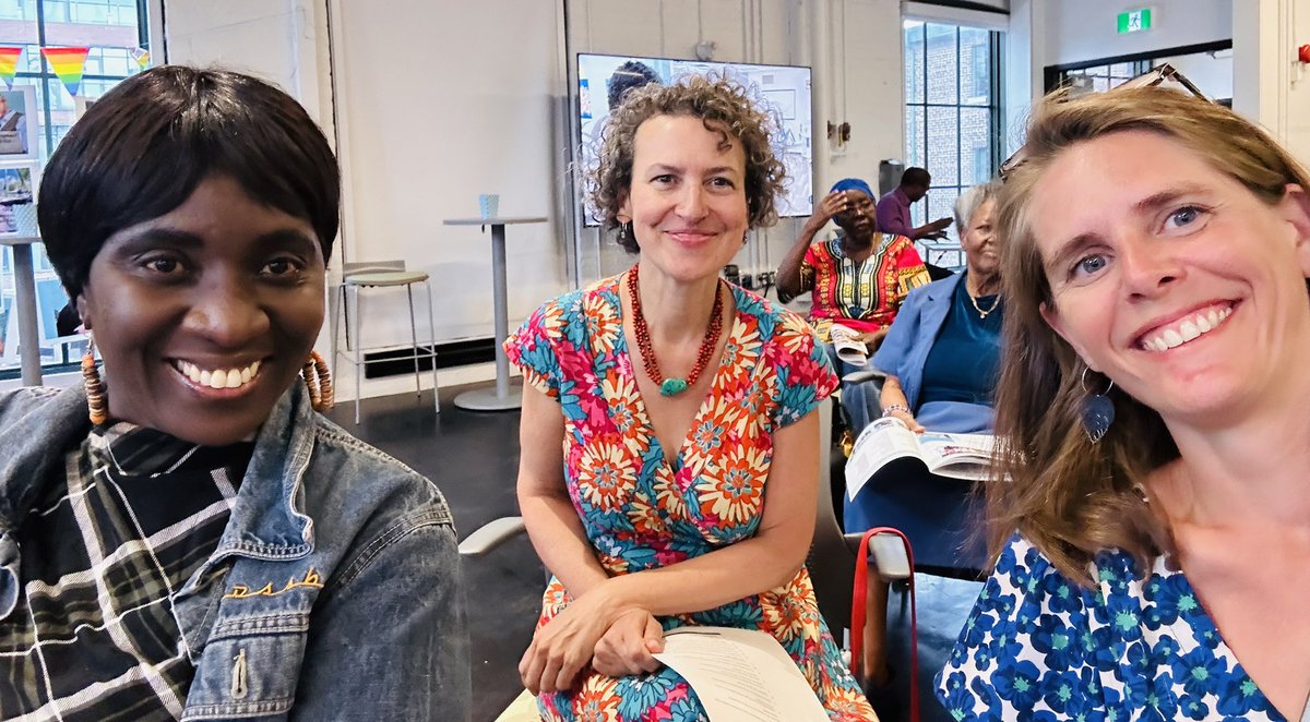 EstelleDuchon's tweet photo. 🤝Un plaisir de soutenir notre partenaire @CAHdepuis45ans en participant à leur #AGA @CentrefrancoT 
🪴Acteur clé pour des services aux ainés de qualité que ce soit le logement abordable, les services à domicile ou communautaires https://t.co/MOmw9CwWlt