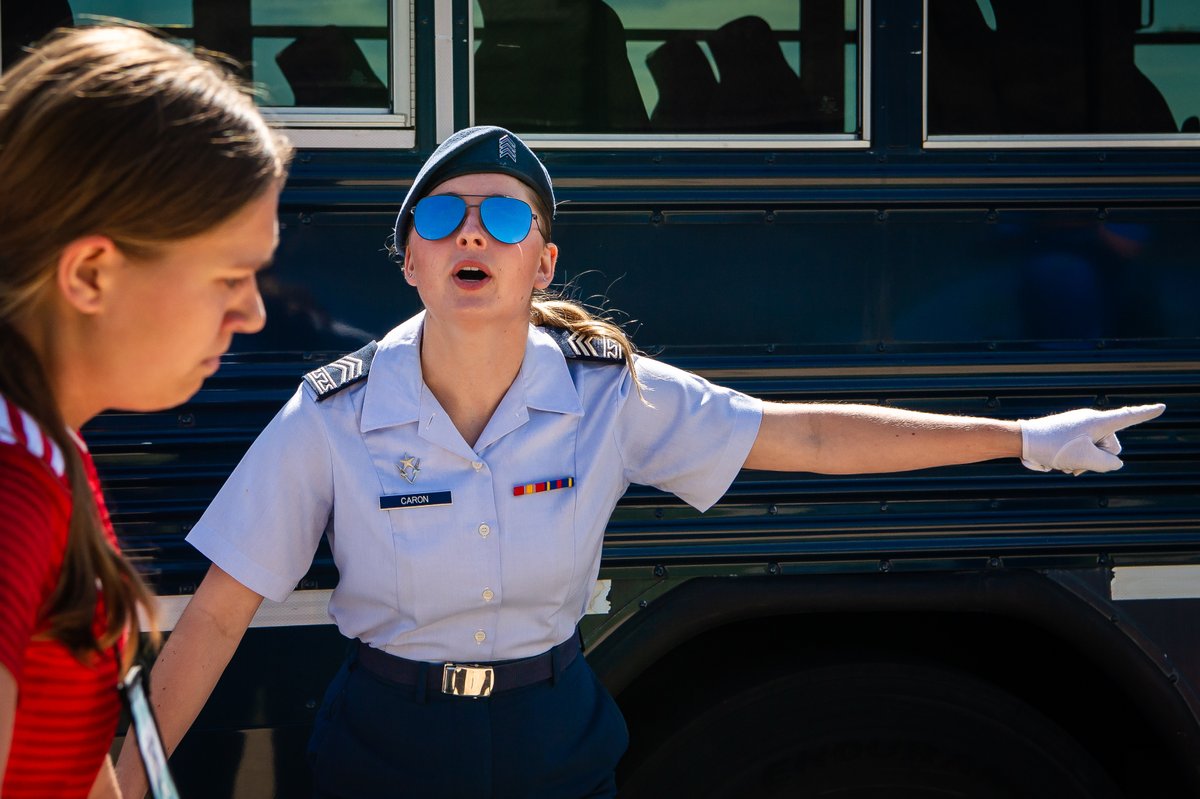 af_academy's tweet photo. Welcome to #USAFA, Class of 2028.
Check out all our Flickr photos: https://t.co/PUFnHAjQdP
#IDAY #InProcessing #BasicCadets #USAFA2028 https://t.co/nLgCs1XSje