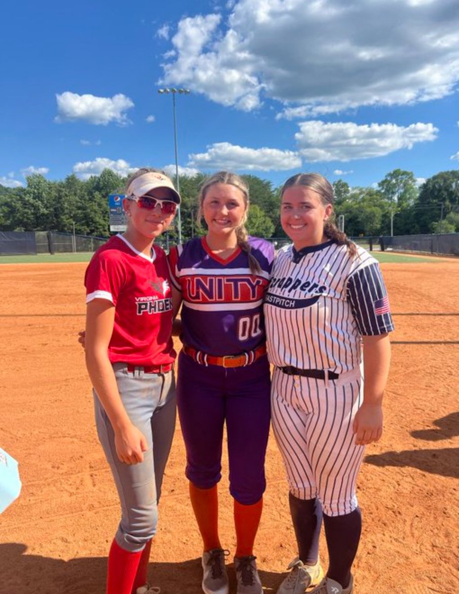 Absolutely LOVED the <a href="/ETSUSoftball/">ETSU Softball</a> camp these past three days! Thank you to <a href="/CoachmilliSB/">Cheryl Milligan</a> and <a href="/RickWagnerr/">RickWagner</a>  for all the amazing feedback. I can’t wait to be back on campus. 

Always great to see some old teammates too 🥎💙<a href="/Vascrappers/">Va Scrappers</a> <a href="/brilee_redden/">brilee</a> <a href="/AvaDeJesus15/">Ava DeJesus</a>