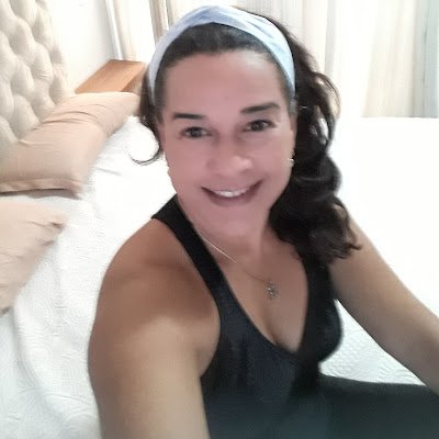 wooseoklogia's tweet photo. @passos_barcelos Braços da grossura de um barril, tet4 caída, cheia de pés de galinha, sombrancelha a 10 metros uma da outra. Vc ainda tem coragem de falar da aparência alheia? Coragem https://t.co/7GrerFJByo