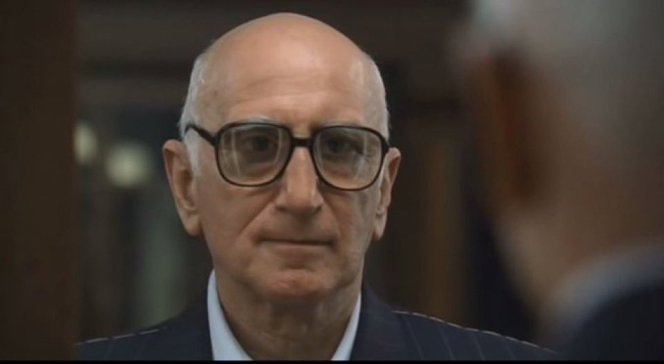 SopranosWorld's tweet image. Joe Biden talking to himself in the mirror to prep for the debate