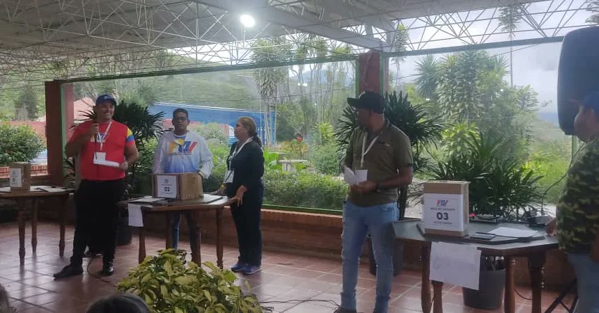 Central Bolivariana CBST tweet media