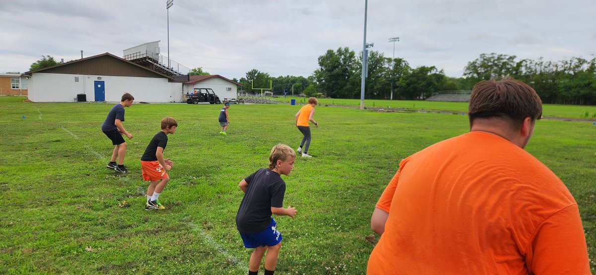 Spillan_66's tweet image. Day 3 of @CZR_Football Camp was all about speed and agility work! Future is bright for Bearcats Athletics! Last Day of camp will conclude with our 7 on 7 tournament and a couple of surprises! Everyday Is A Great Day To Be A Bearcat! #TogetherWeWill #BBS24 @CHS_Bearcats