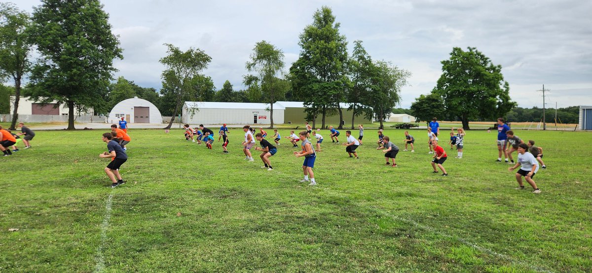 Spillan_66's tweet image. Day 3 of @CZR_Football Camp was all about speed and agility work! Future is bright for Bearcats Athletics! Last Day of camp will conclude with our 7 on 7 tournament and a couple of surprises! Everyday Is A Great Day To Be A Bearcat! #TogetherWeWill #BBS24 @CHS_Bearcats