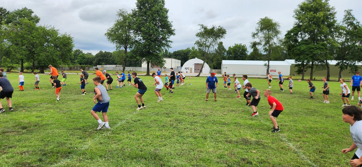 Spillan_66's tweet image. Day 3 of @CZR_Football Camp was all about speed and agility work! Future is bright for Bearcats Athletics! Last Day of camp will conclude with our 7 on 7 tournament and a couple of surprises! Everyday Is A Great Day To Be A Bearcat! #TogetherWeWill #BBS24 @CHS_Bearcats