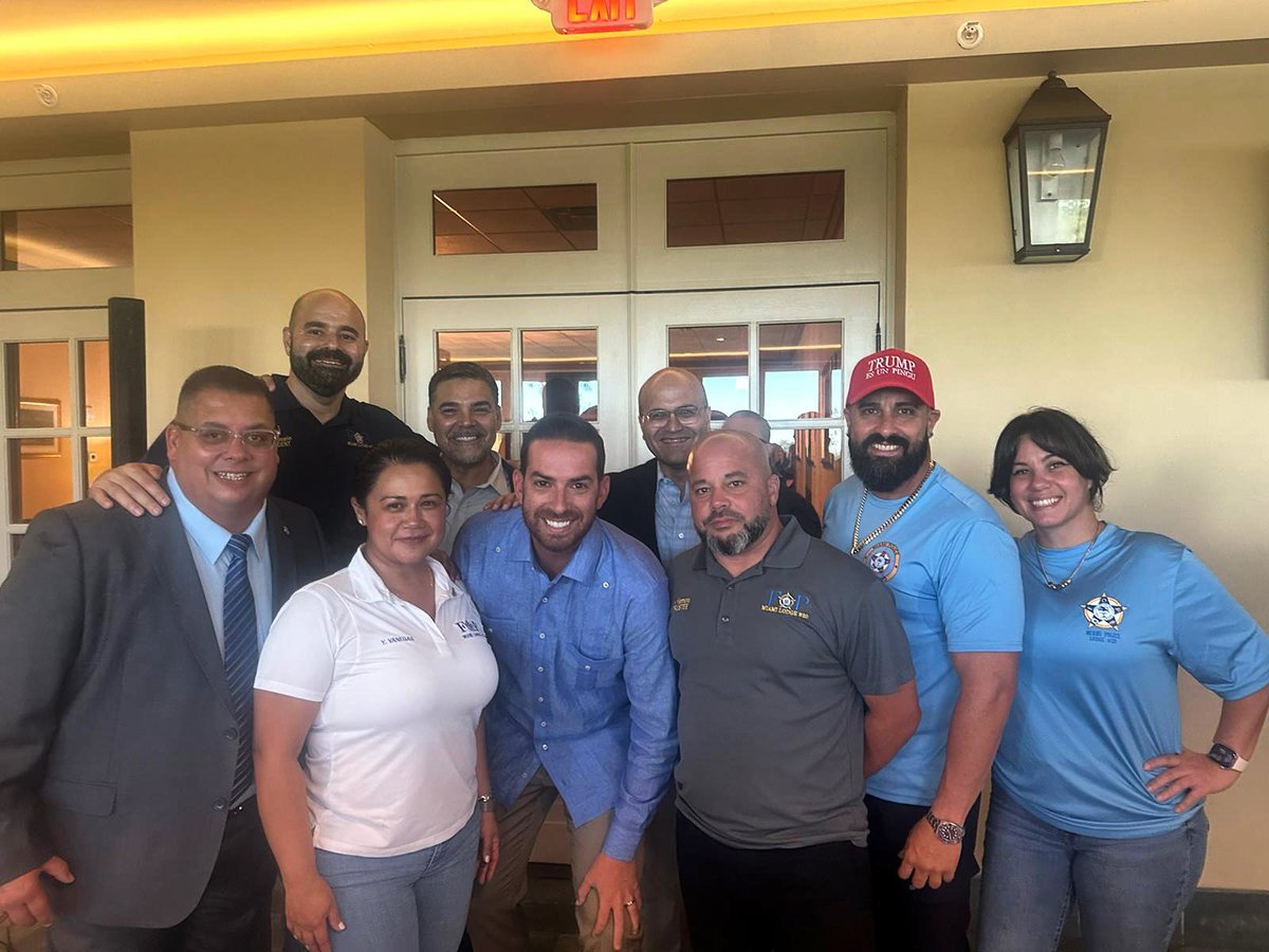 miamifop's tweet photo. Thank you FL Represantives and speaker Daniel Perez for all your support to our FOP https://t.co/mh8sJnpFpK