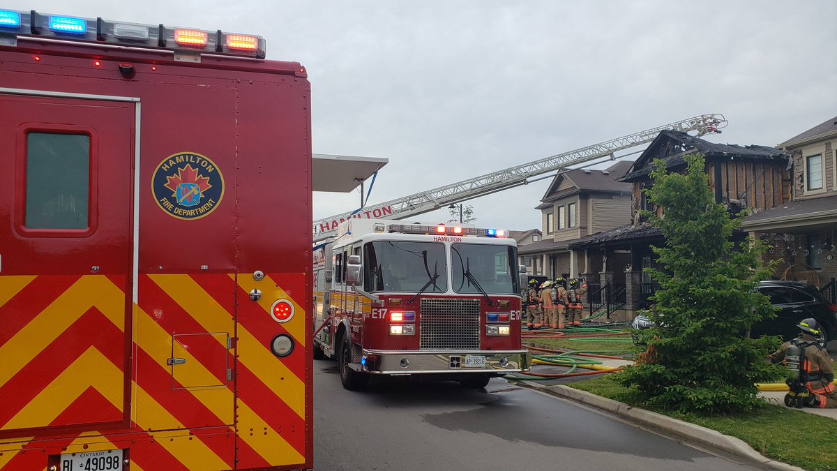b43fire's tweet photo. Box 43 is operating at a multiple alarm fire on the Stoney Creek Mountain https://t.co/odPOZDvk0X