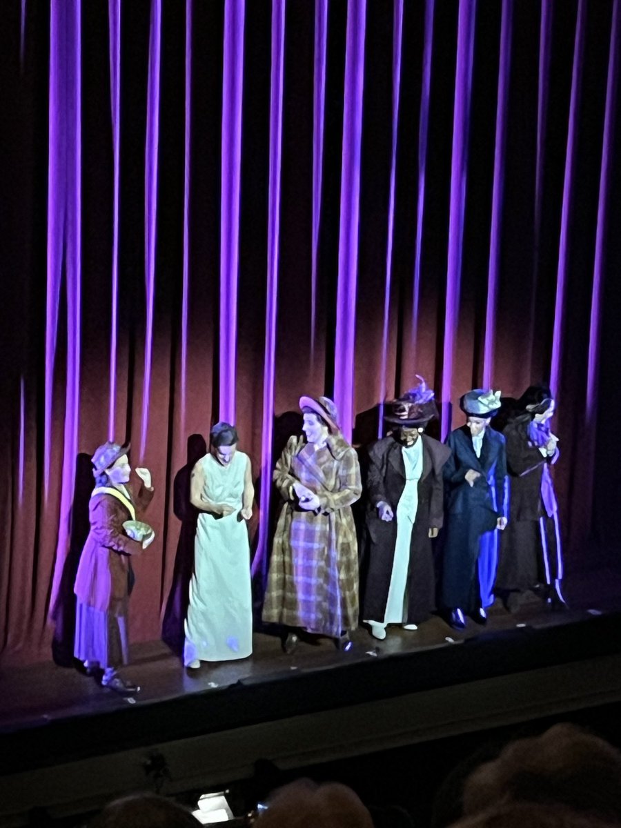 mmdevoe's tweet photo. Shaina Taub leads an enthusiastic audience in Tricia about suffragettes while we wait for the tech troubles to be resolved… our problems are better than anyone’s. . #suffs #broadway #iloveNYC #NYCProblems https://t.co/f5Q1lgKh5M
