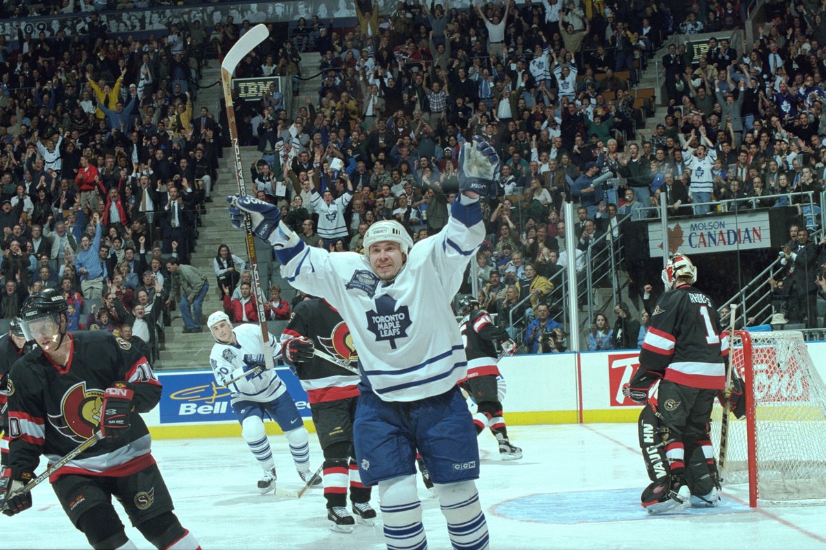 LeafsAlumni's tweet image. We are deeply saddened to learn of the sudden passing of Sergei Berezin.

Sergei was drafted by the @MapleLeafs in 1994 and spent five seasons with the Leafs.  

Our thoughts are with his family and friends at this time.
 
#LeafsForever